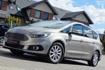 Titanium 180KM FULL LED Skóra Navi Panorama KeylessGo BLIS SONY